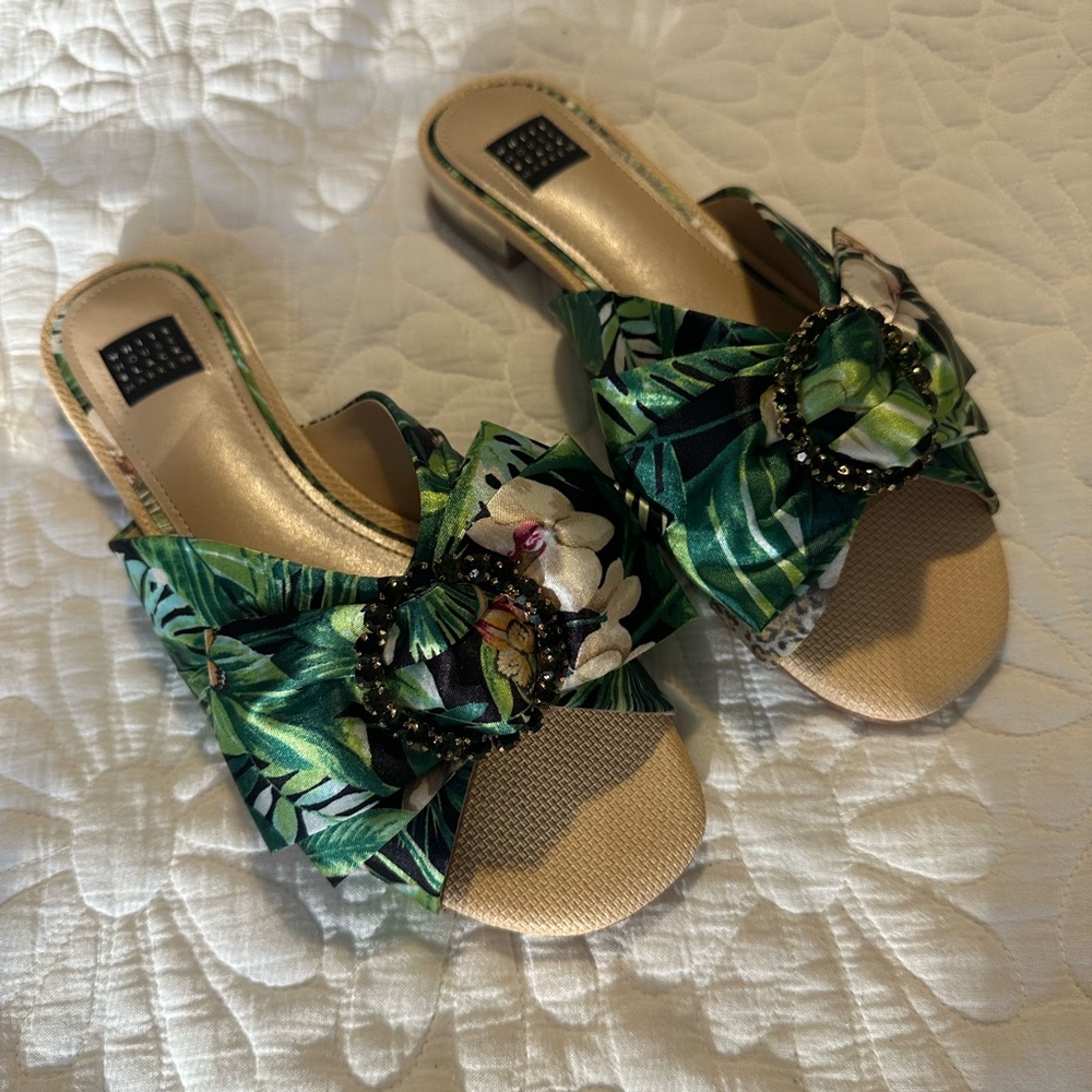 White House Black Market Green Tropical Sandals